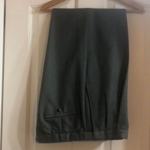 Haggar Men’s Gray Dress Pants Size 36/32